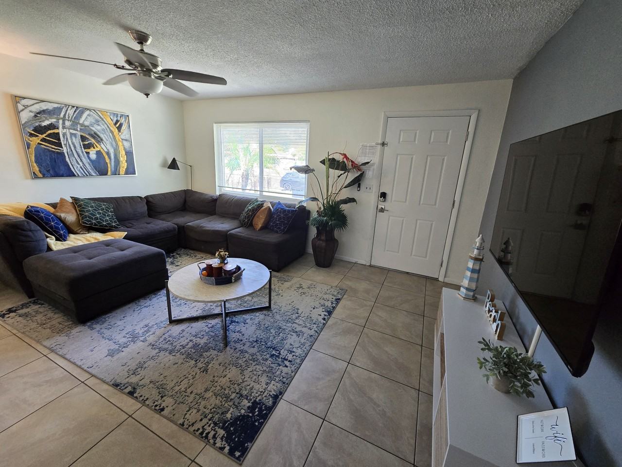 1430 Parkview Lane #1 - Photo 5 of 21