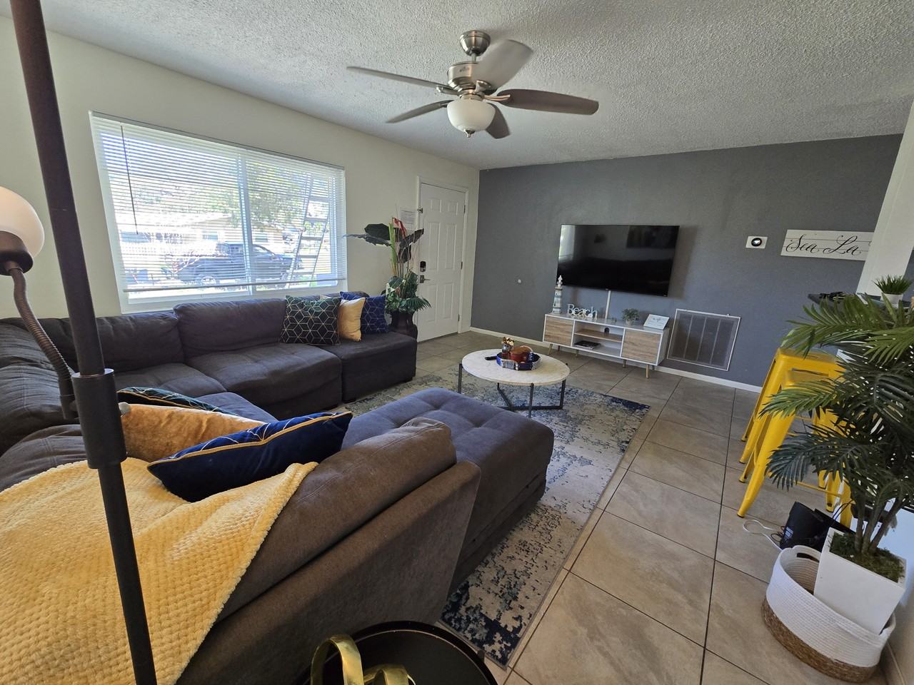 1430 Parkview Lane #1 - Photo 6 of 21