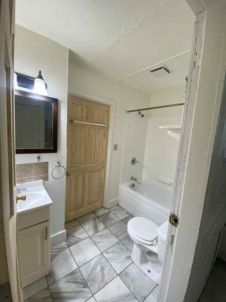 133 Linden Avenue #1 - Photo 2 of 8