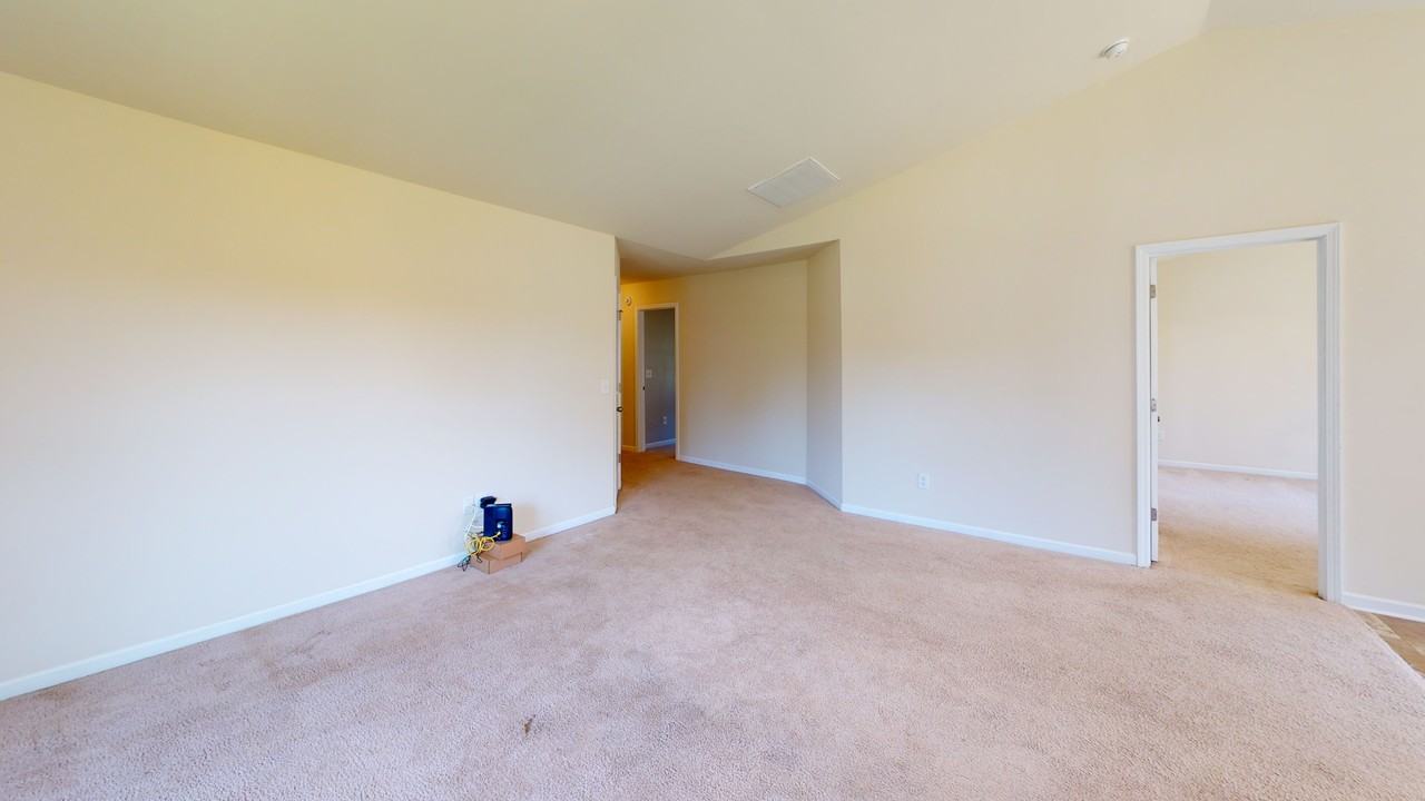 121 Queens Circle #1 - Photo 6 of 9