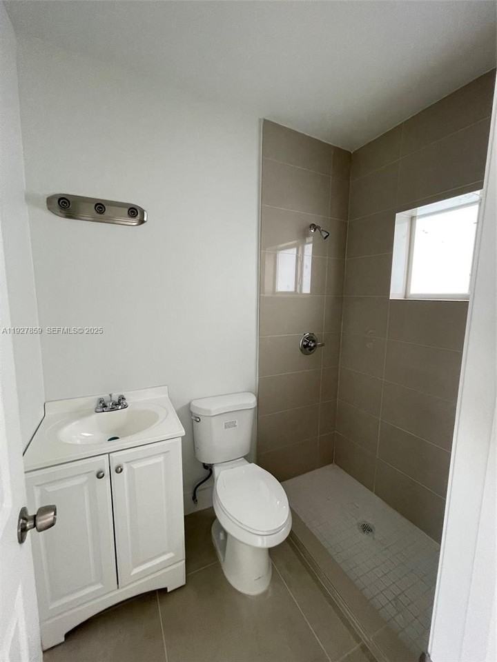 2196 Ali Baba Ave #8 - Photo 4 of 5