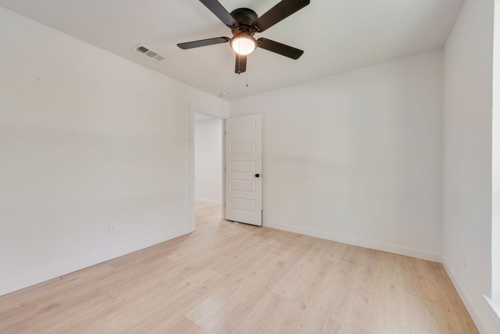 4214 Osage Dr #1 - Photo 3 of 19