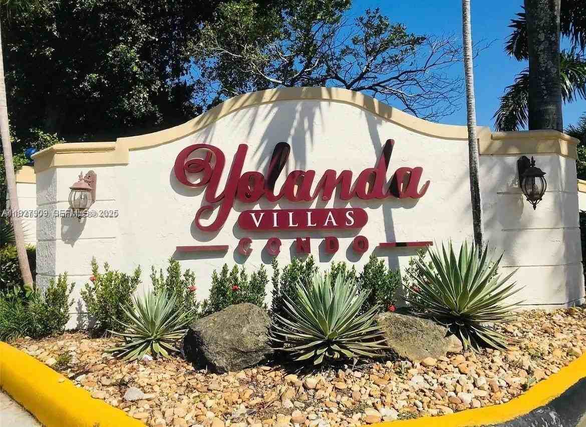 4550 Nw 9th St #214E