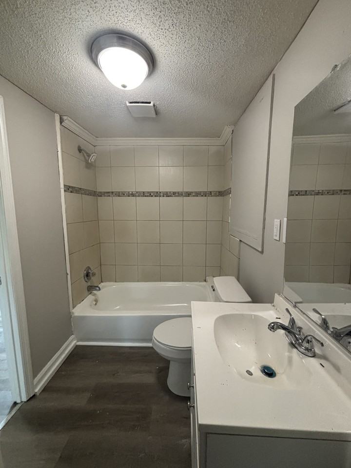 4009 Grasselli Avenue Southwest #1 - Photo 3 of 9