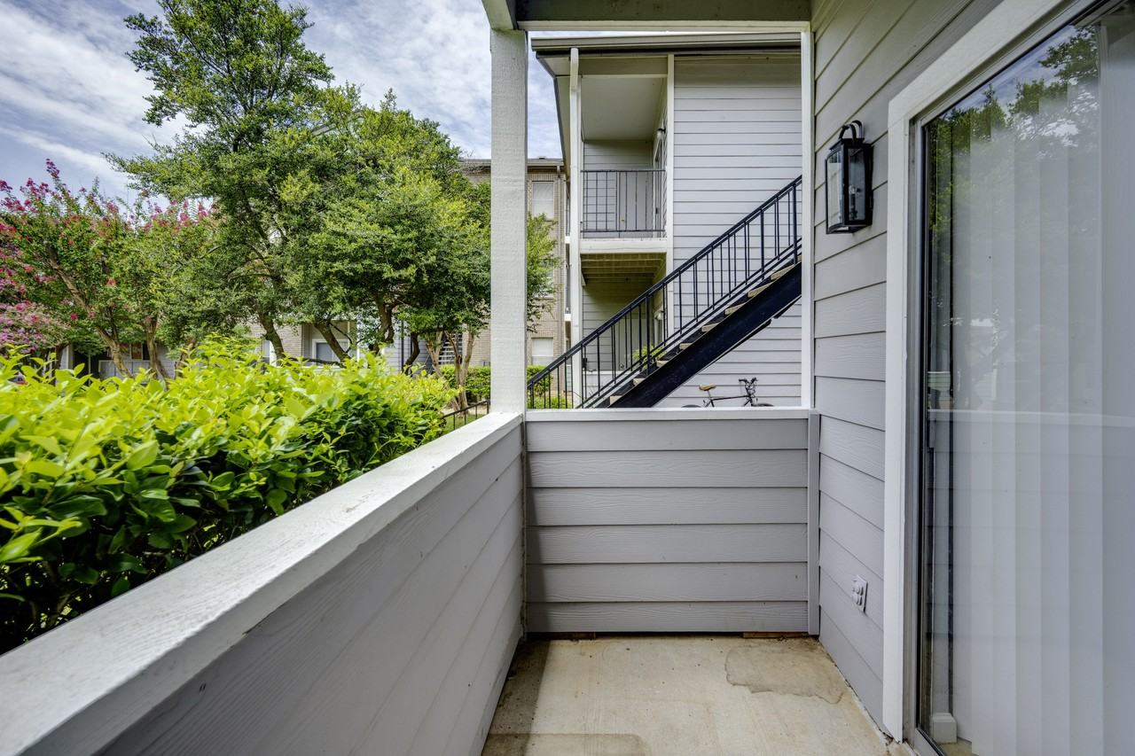 12166 Metric Boulevard #129 - Photo 5 of 40