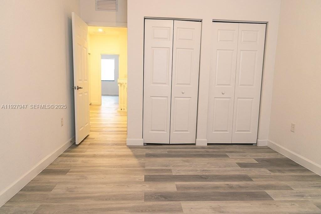 3434 W 104th Ter - Photo 7 of 28