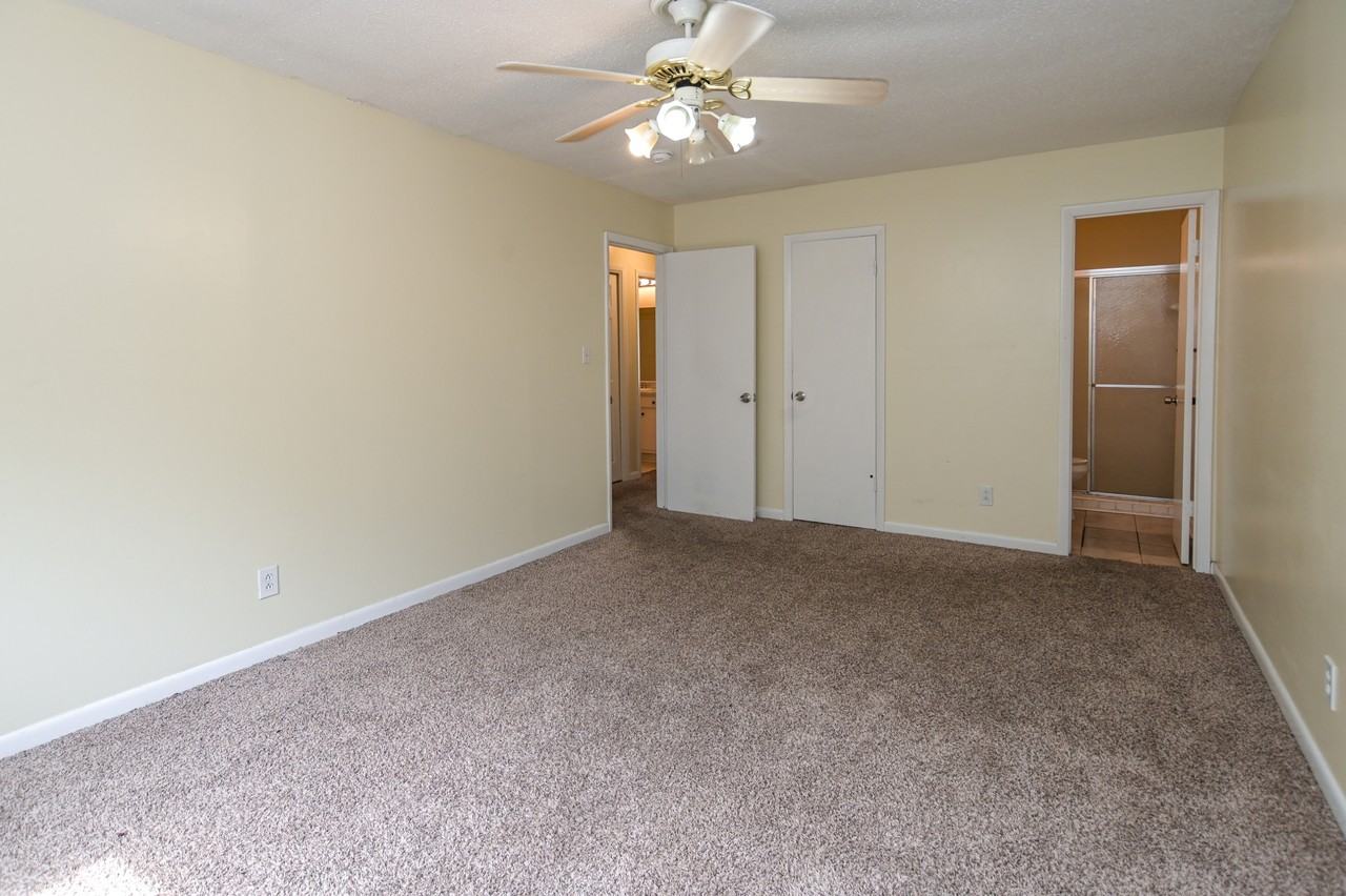 2225 Golf Road Southwest #1 - Photo 6 of 6