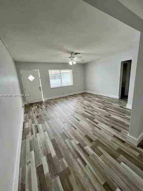 2325 Taft Street #A - Photo 4 of 11