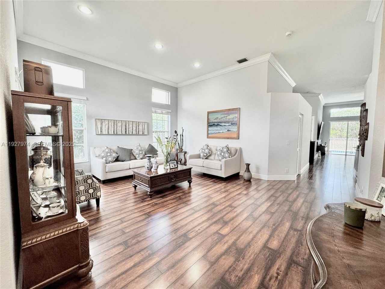 19754 Dinner Key Drive - Photo 3 of 50