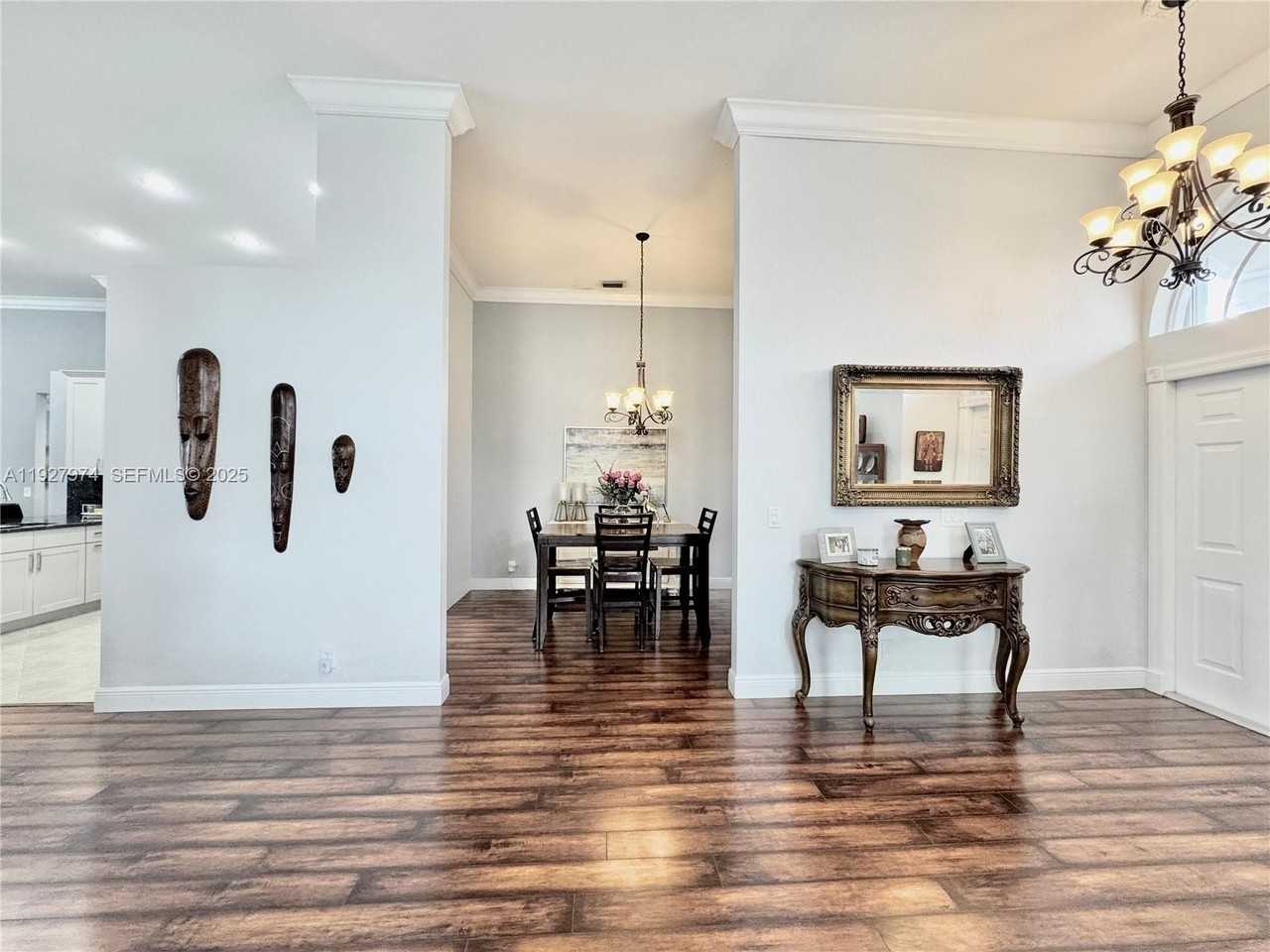 19754 Dinner Key Drive - Photo 4 of 50