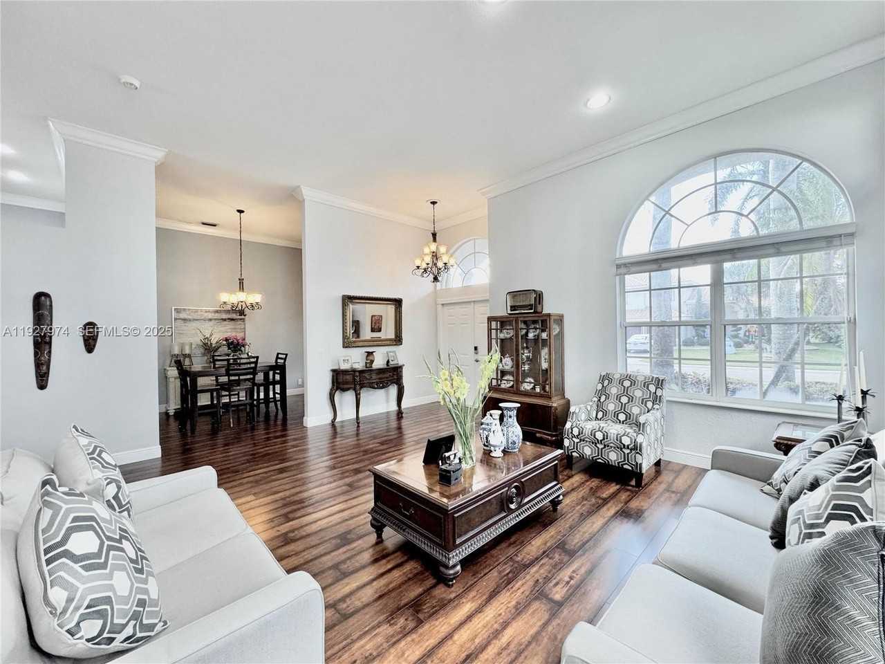 19754 Dinner Key Drive - Photo 5 of 50