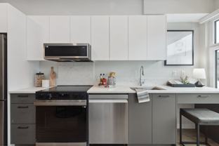 2895 East 10th Avenue - Photo 1 of 1