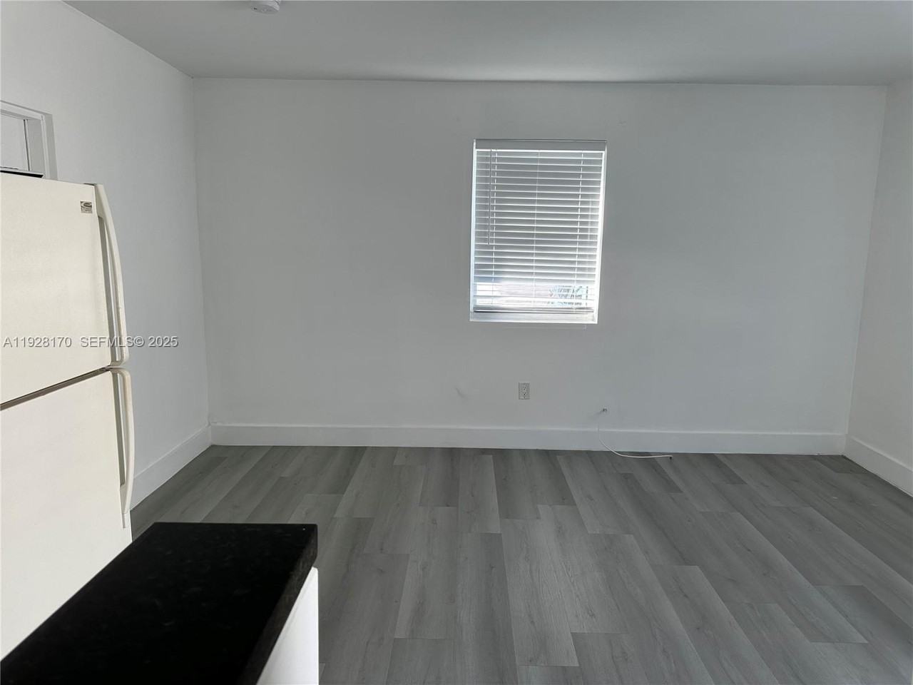 2765 Nw 55th St #1 - Photo 4 of 9