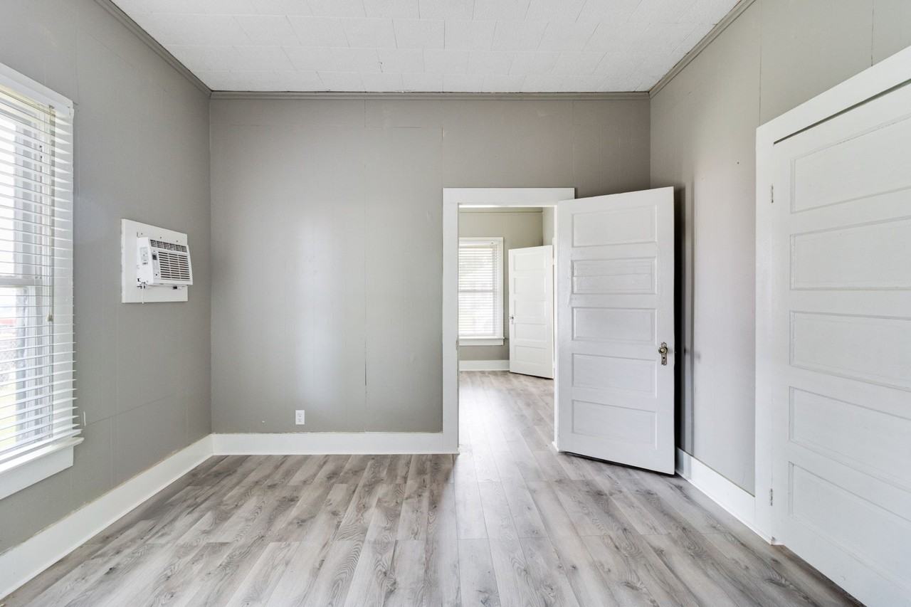 206 Hobson Street #1 - Photo 7 of 14