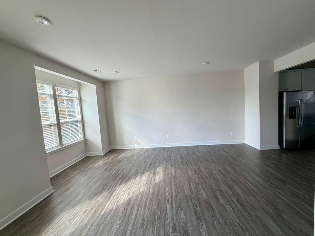 216 Russell Branch Lane #1 - Photo 4 of 17