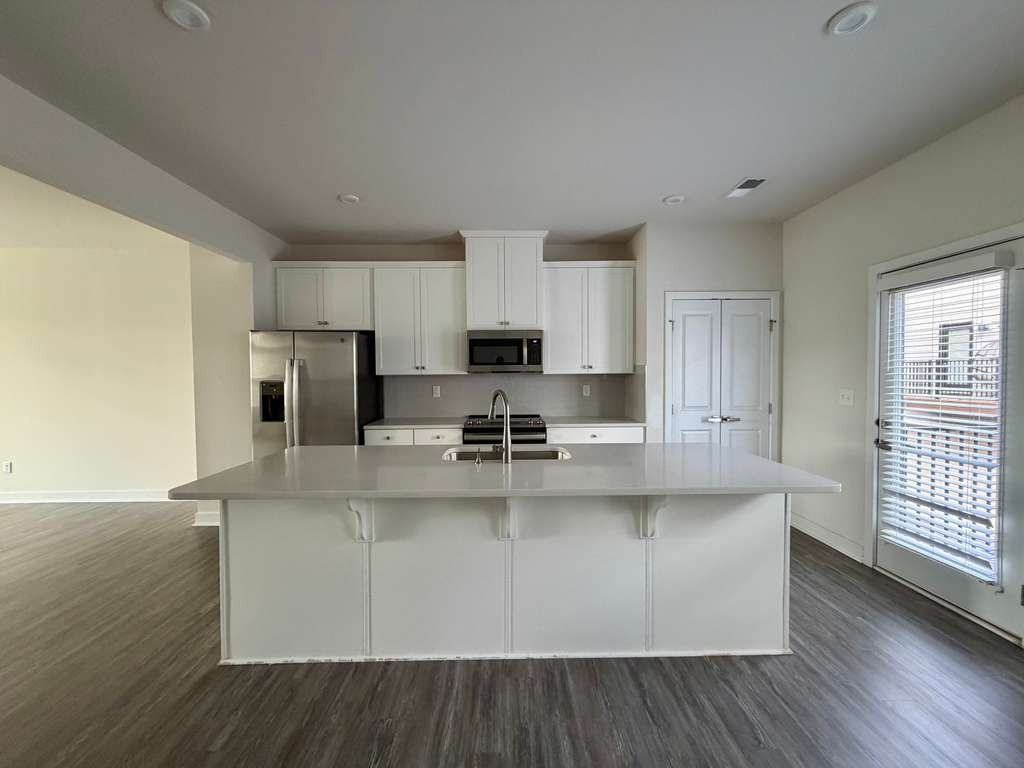 216 Russell Branch Lane #1 - Photo 6 of 17