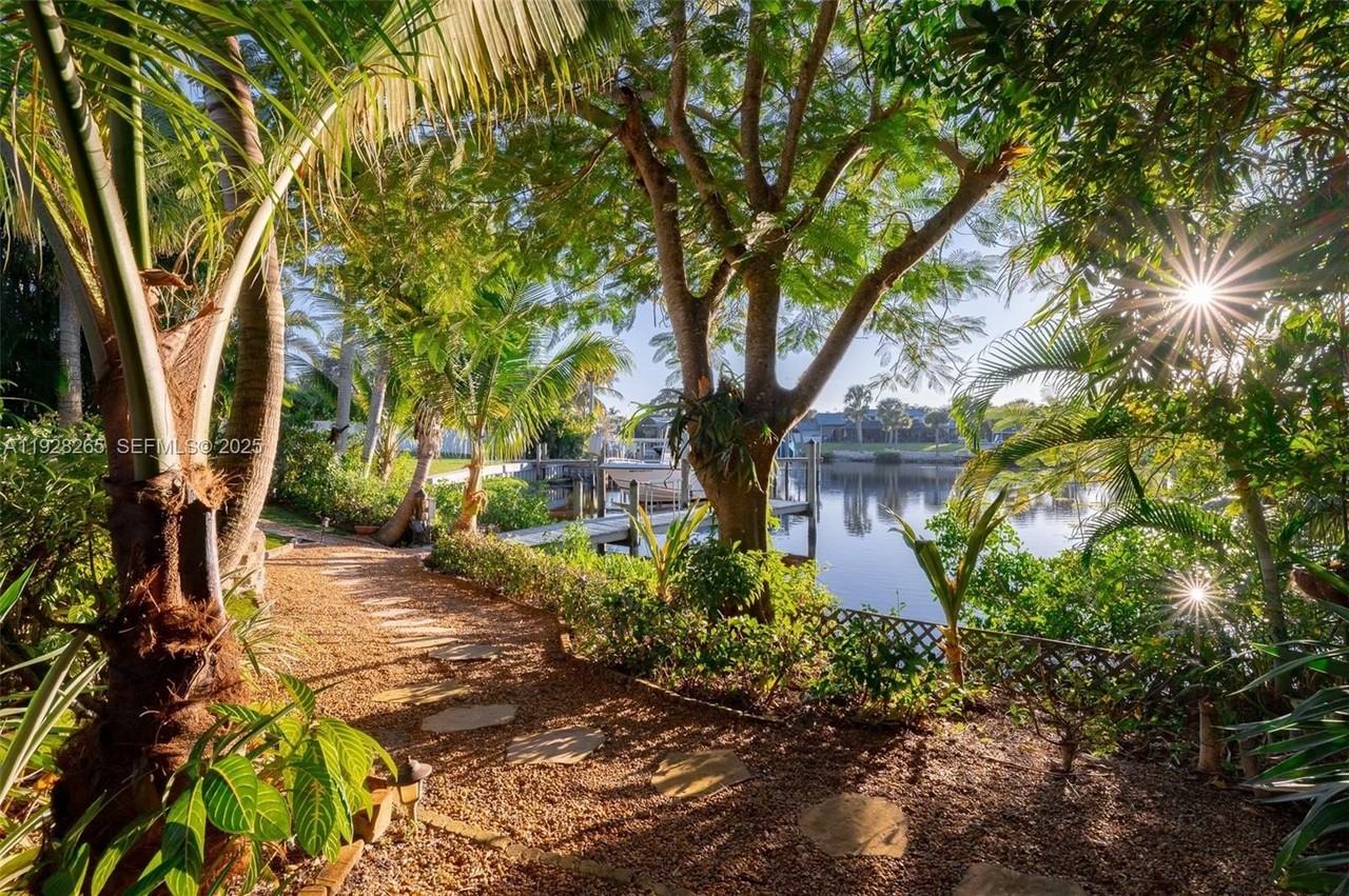 3842 Sw Saint Lucie Ln #0 - Photo 7 of 50