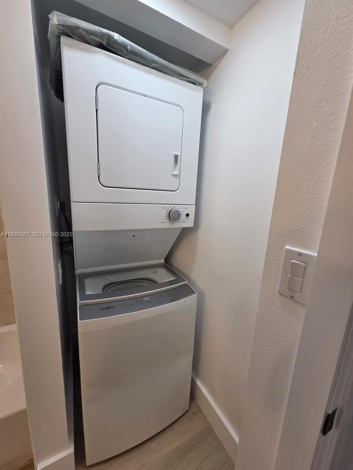 10023 Winding Lake Rd #104 - Photo 6 of 20