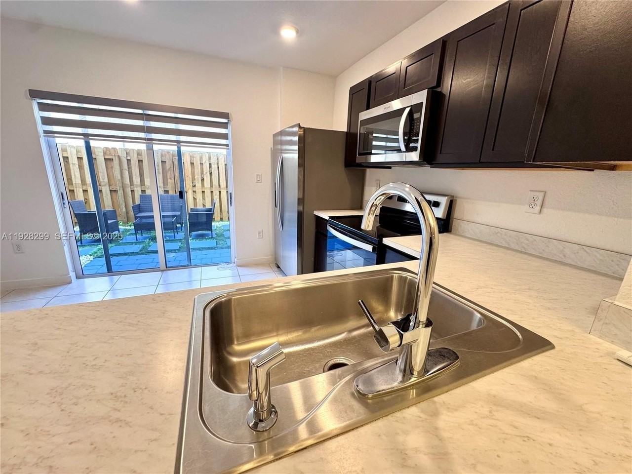 544 Northeast 4th Street #544 - Photo 4 of 13