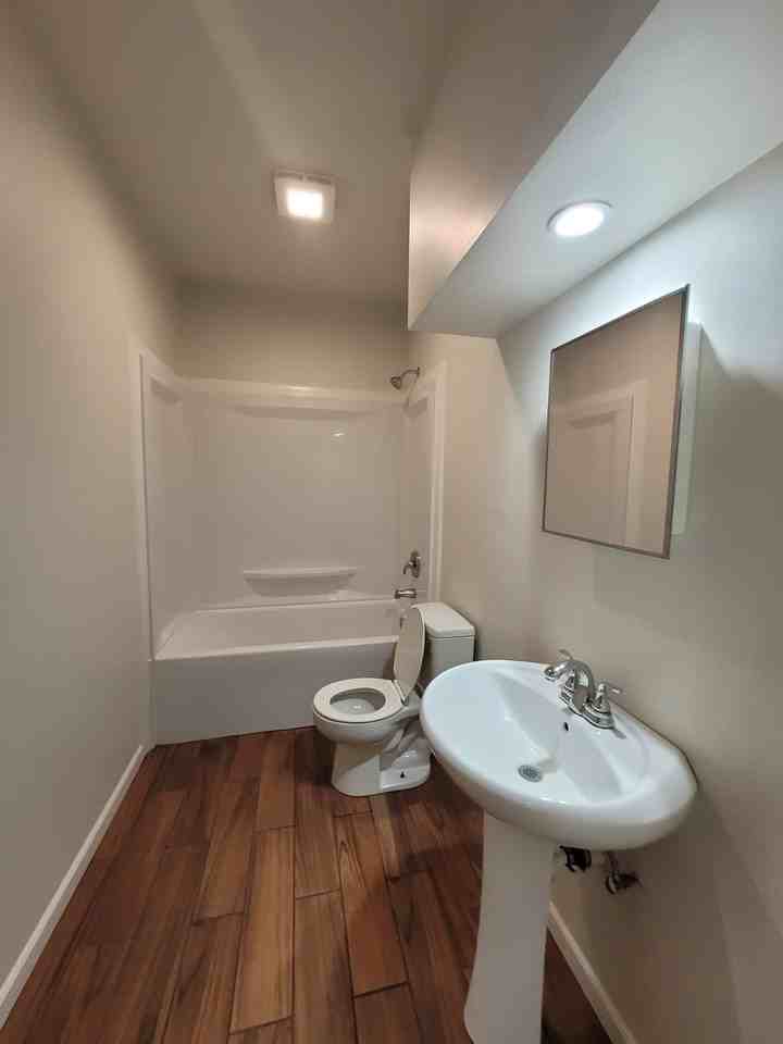 516 North Wheeler Avenue #1 - Photo 4 of 10