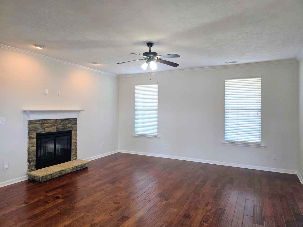 752 Whitney Pass #1 - Photo 5 of 12