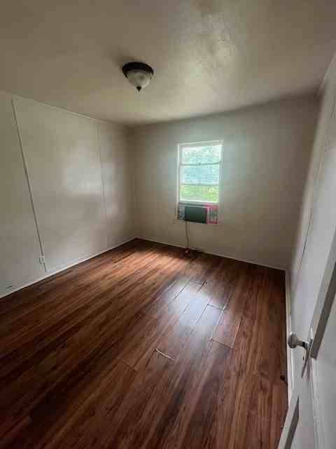 703 Mcarthur Street #1 - Photo 4 of 8