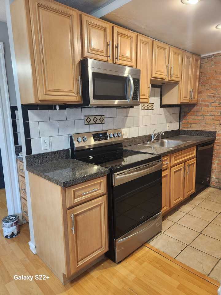 230 Western Avenue #B - Photo 6 of 9