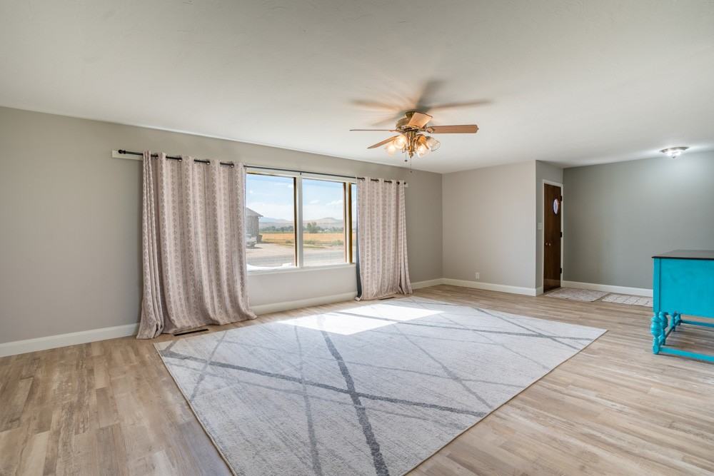 182 South 800 East #1 - Photo 6 of 33