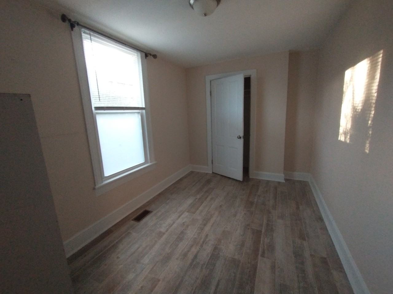 1108 Taylor St #A - Photo 7 of 18