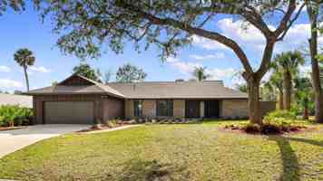 featured image of 886 Quail Run #1