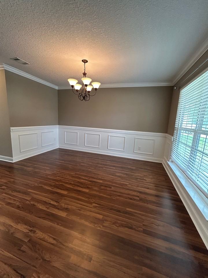 709 Highgrove Ct #1 - Photo 3 of 11