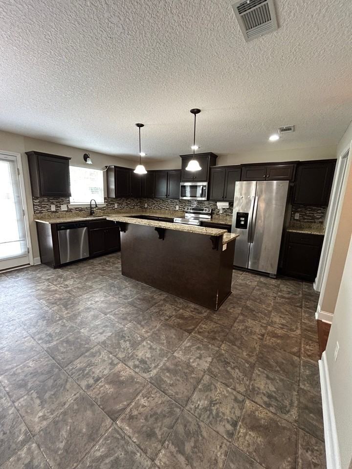 709 Highgrove Ct #1 - Photo 4 of 11