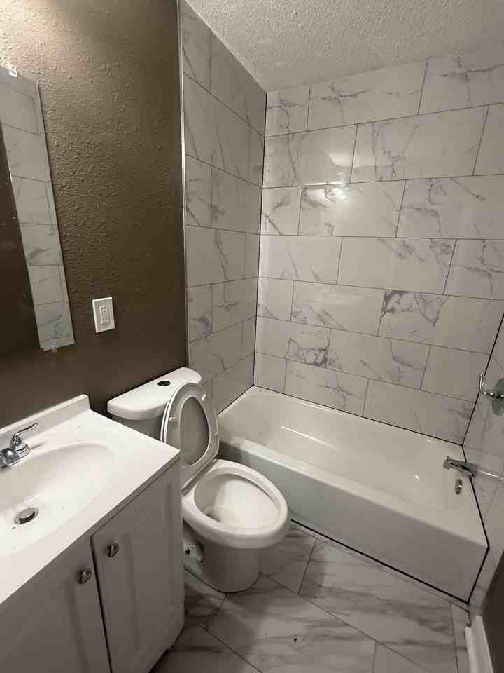 2352 Hubbard Avenue #1 - Photo 2 of 4