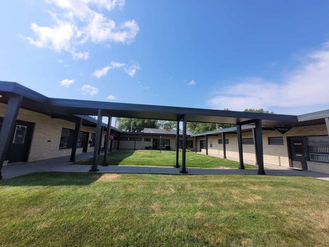 710 W Koenig St #1 - Photo 4 of 11