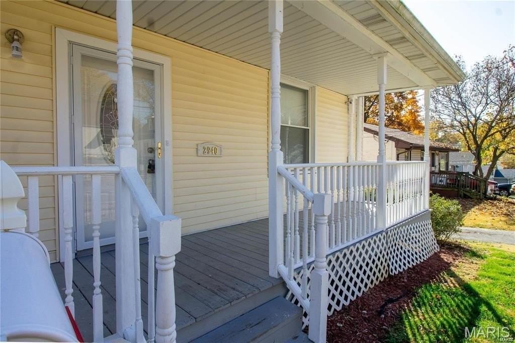 2940 Kincaid Ave - Photo 2 of 21