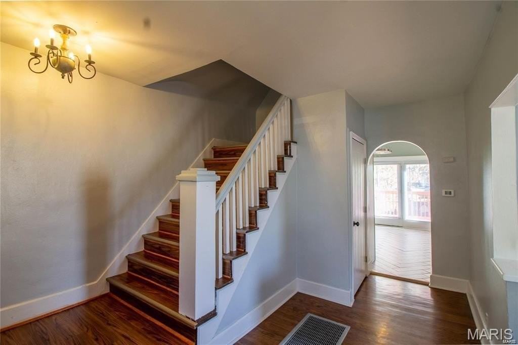 2940 Kincaid Ave - Photo 3 of 21