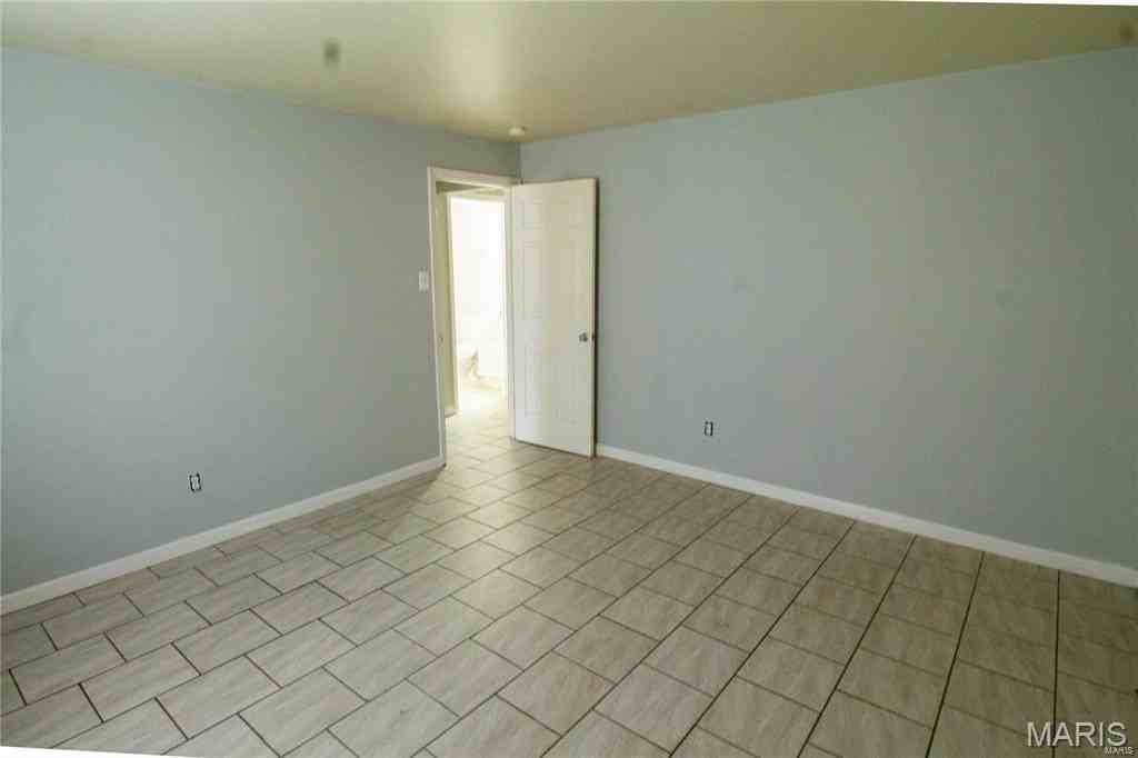 313 Mount Everest Dr #C - Photo 5 of 6