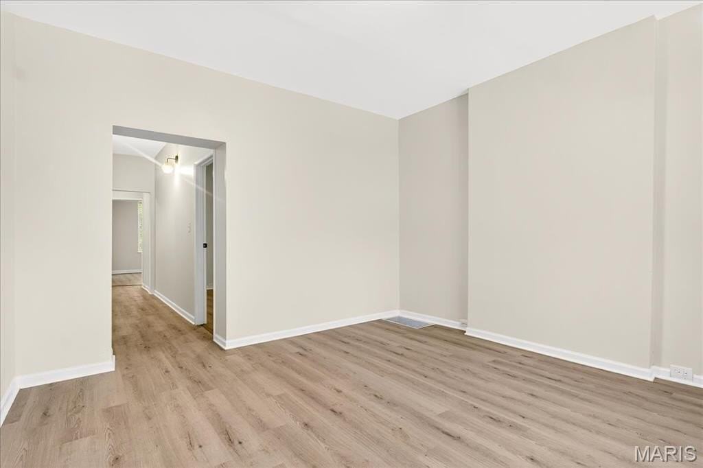 4045 Russell Blvd #1 - Photo 5 of 22