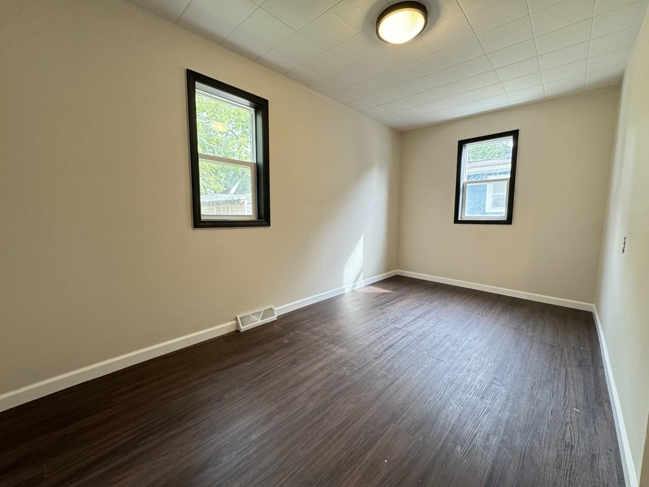 1308 3rd Ave Sw #1 - Photo 6 of 10