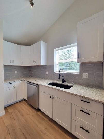 1109 South Olympia Place #D - Photo 2 of 11