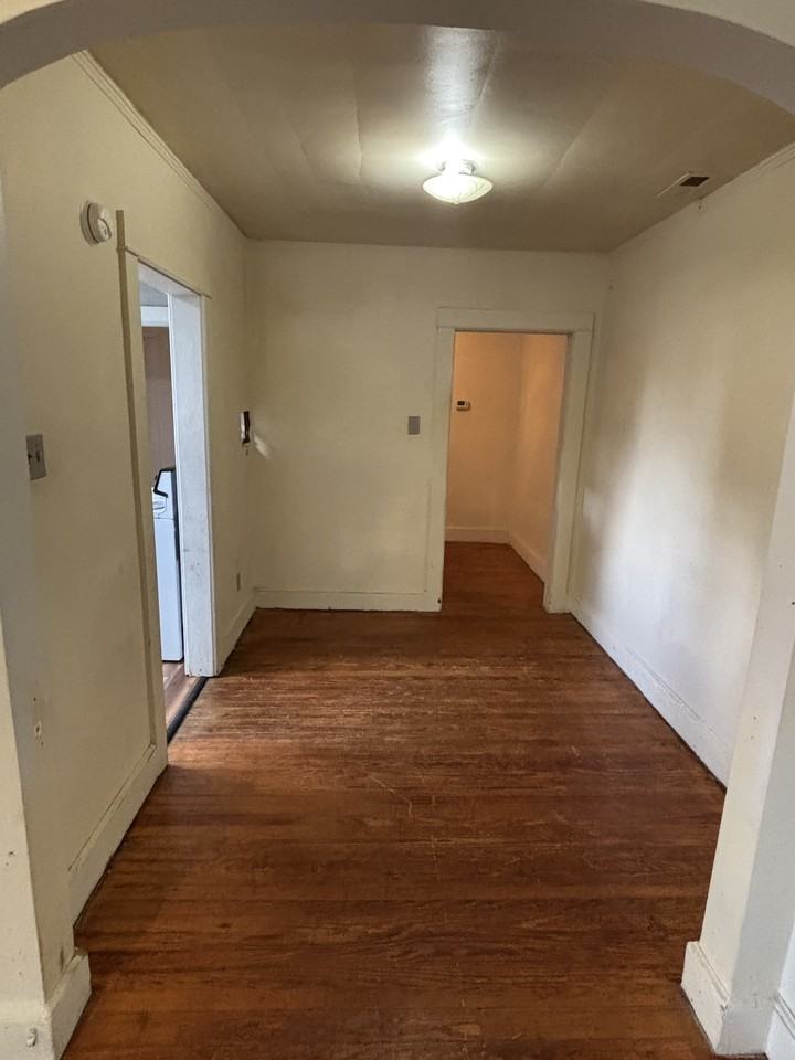 147B Center St #1 - Photo 4 of 10