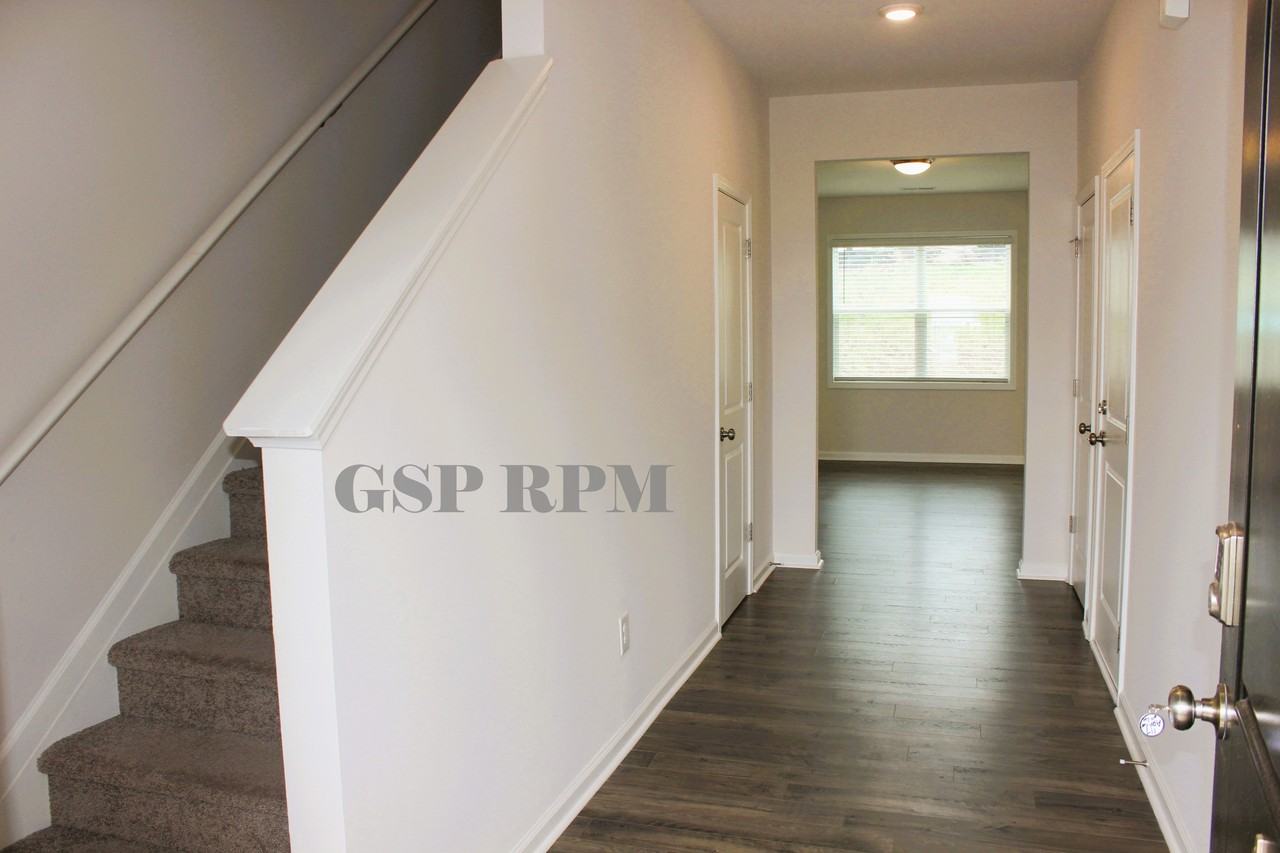 17 Apricot Ln #1 - Photo 2 of 28