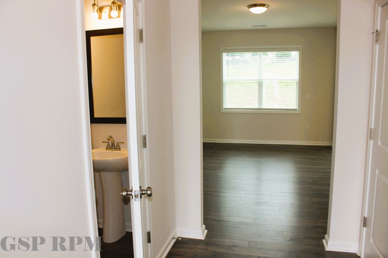 17 Apricot Ln #1 - Photo 3 of 28