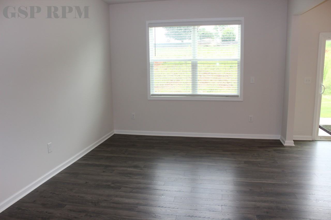 17 Apricot Ln #1 - Photo 7 of 28