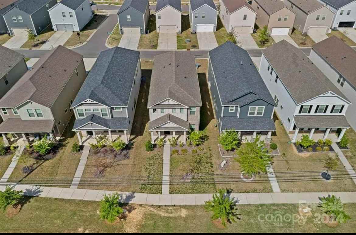 11943 South Old Statesville Road #1 - Photo 4 of 27