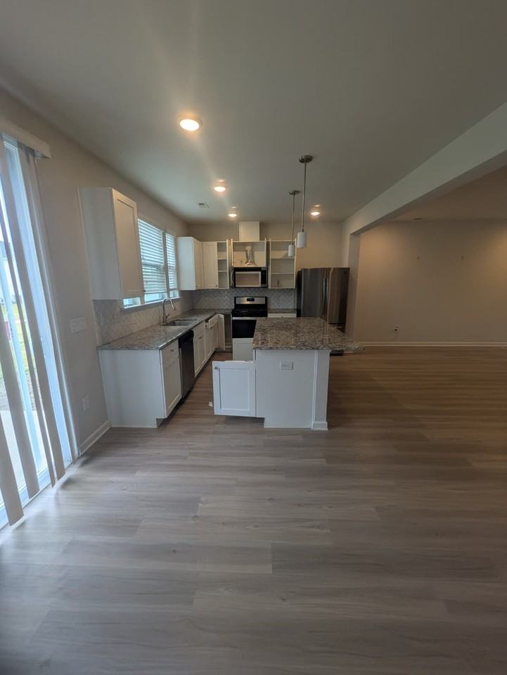 784 Amarra Dr #1 - Photo 6 of 32