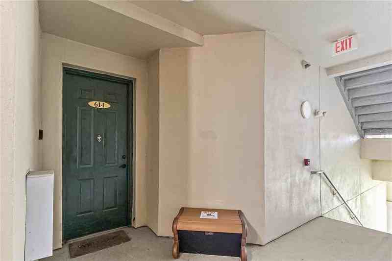 614 Terrace Ridge Circle #1 - Photo 6 of 46