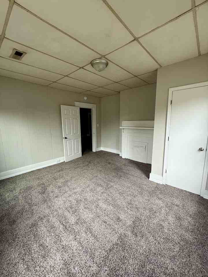 2824 25th Street #1 - Photo 4 of 10