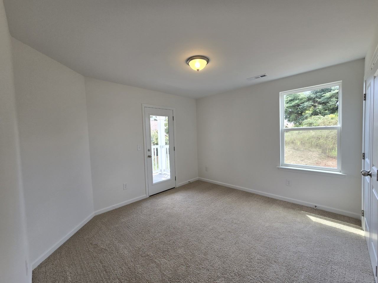 5140 Pace Park Cir #1 - Photo 6 of 11