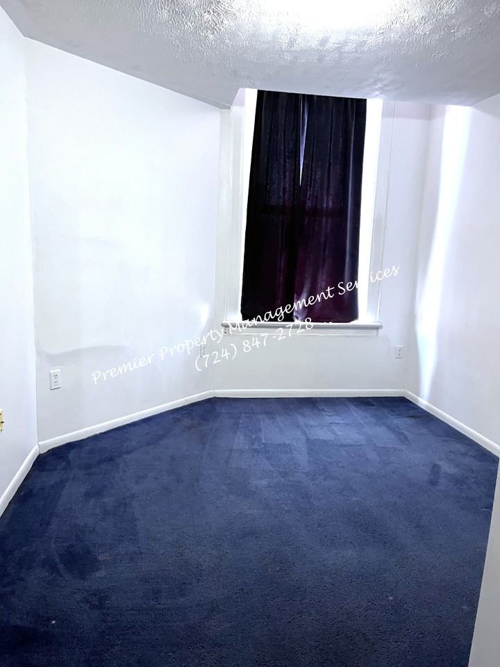 220 Rhode Island Ave #1 - Photo 6 of 18